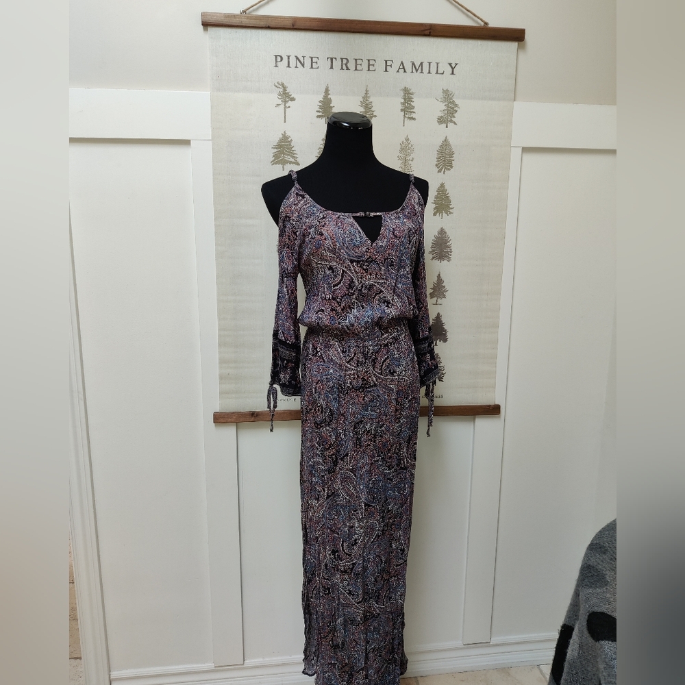 American Eagle Paisley Cold Shoulder Maxi Dress - Size M - Picture 4 of 12